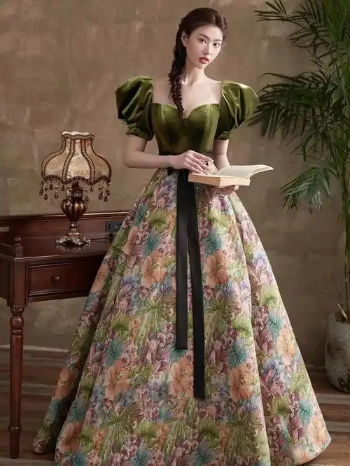 宫廷风油画风礼服