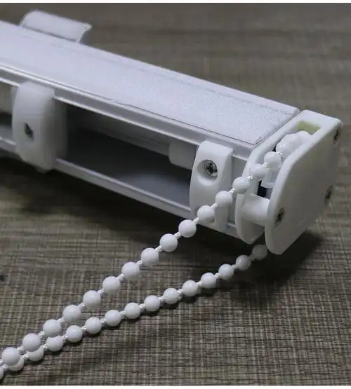 厂家直销多种窗帘拉珠配件卷帘拉珠百叶帘罗马帘配件塑料拉珠200m