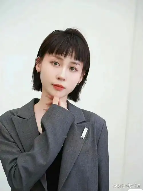 2024女生超a漫画短发