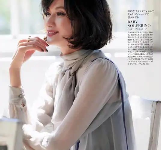 四五十岁长脸女人,抛弃"大妈卷"吧!留这几种发型,真显气质