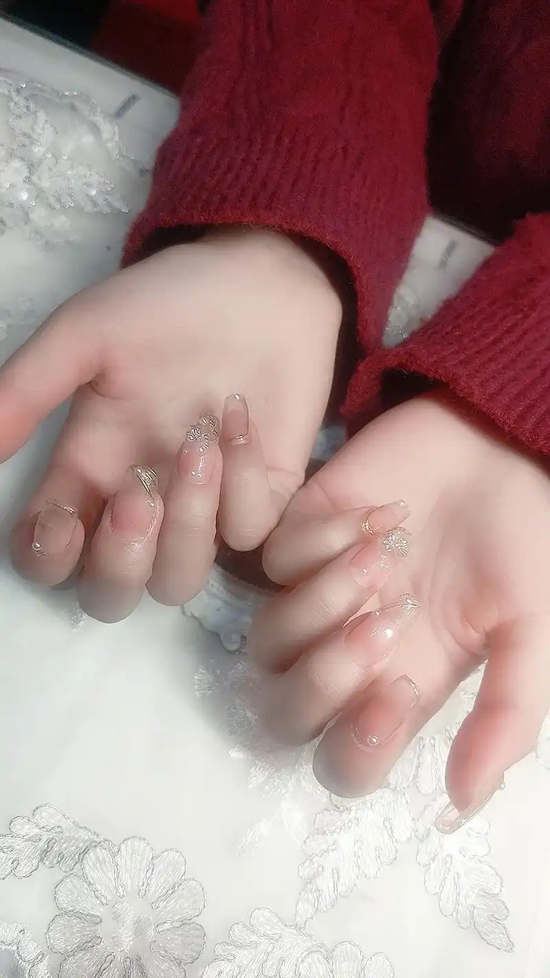 新年美甲 #小学生手抄报 #美出高级感  - 抖音