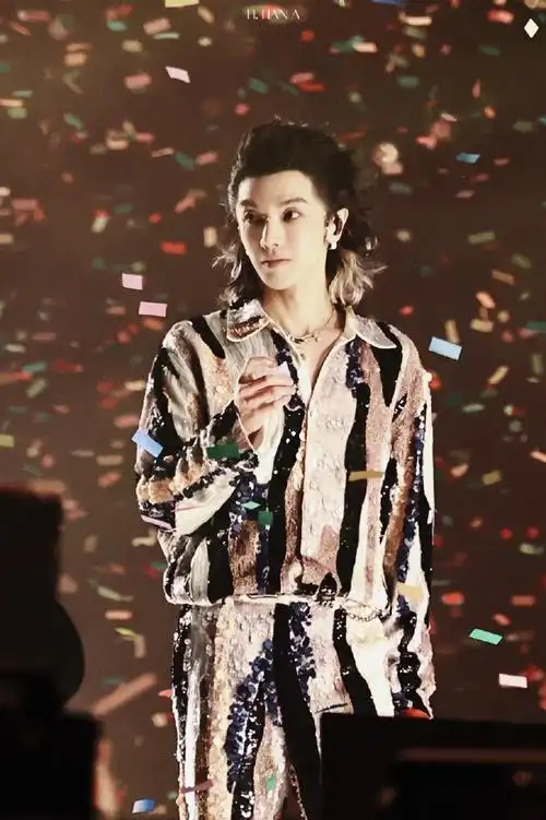 2023华晨宇火星演唱会##华晨宇鸟巢四面台演唱会第一人