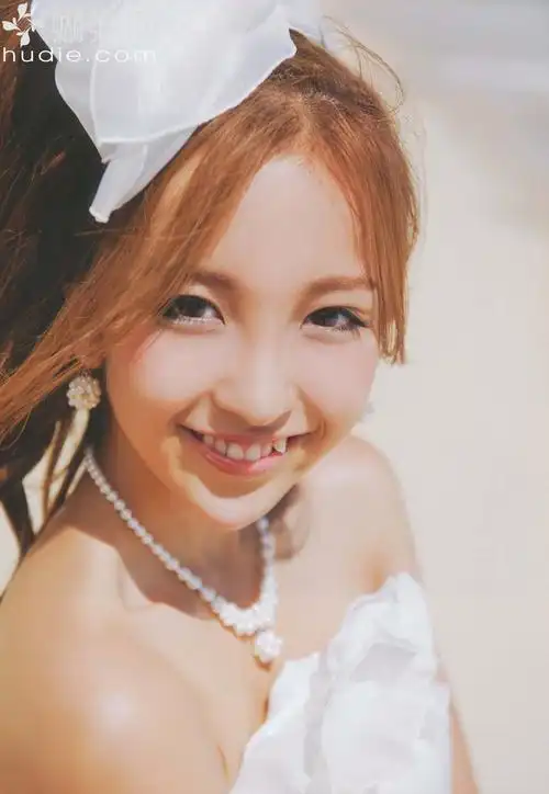 有虎牙的人命运相学_薄嘴唇女人面相命运_有虎牙的人命运如何_还津阁