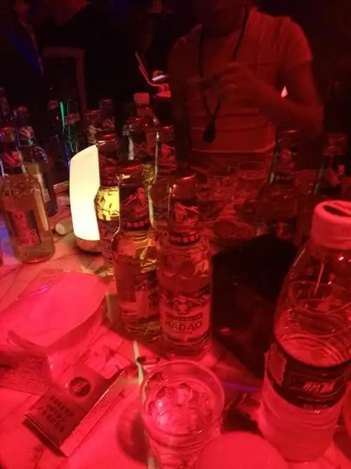 50张本人喝酒图希望用的上