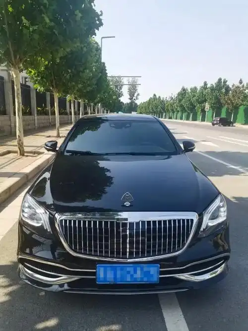 17年上牌17款奔驰迈巴赫s400l四驱,实表10万公里一次 - 抖音