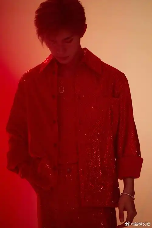 易烊千玺今天好红##易烊千玺燃启舞台