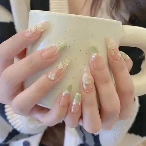 小清新郁金香款美甲