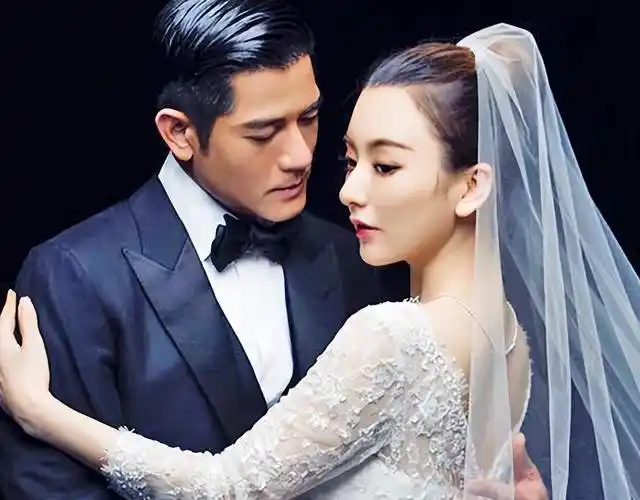 郭富城一棵发财树用3年方媛送龙年祝福夫妻一起超级节俭