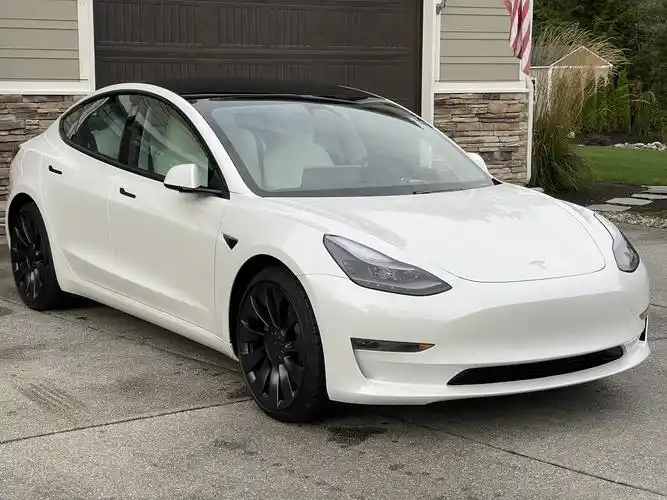 特斯拉fsd beta 10.2发布-新浪汽车