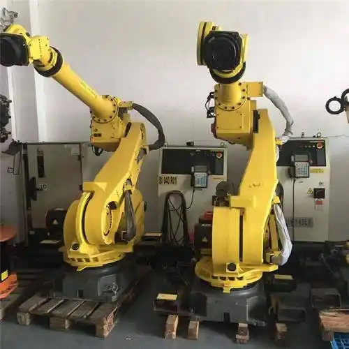 二手发那科工业机器人回收焊接铸造机械手机械臂图片