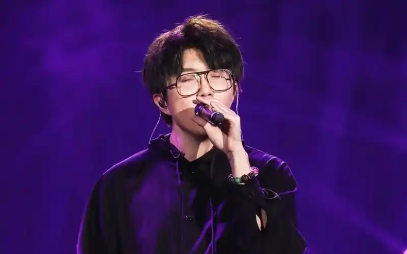 安静看现场:一荤一素-毛不易