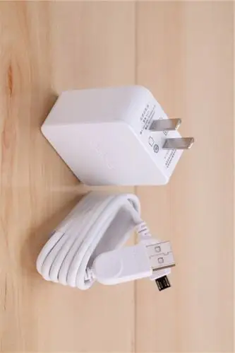 安卓r7/r9s通用数据线充电头一套装手机充电器