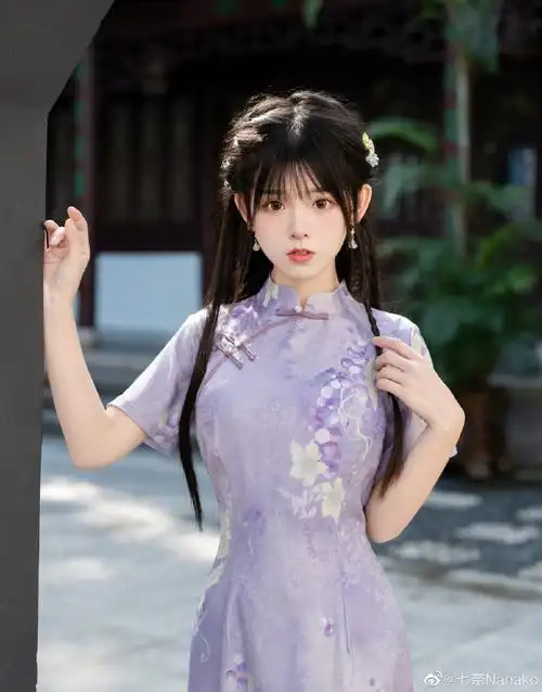 上海约拍##摄影##总要拍一组新中式旗袍吧##穿旗袍的女生有多好