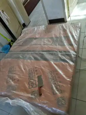 慕思(de rucci)mcw1-029床垫真的很厚, 包装也很严实,两层 塑料包装