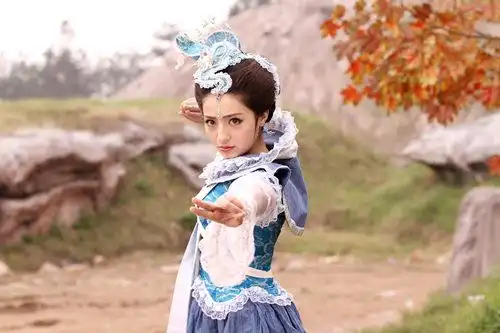 《封神英雄》收官 麦迪娜不舍挥别"琵琶精"