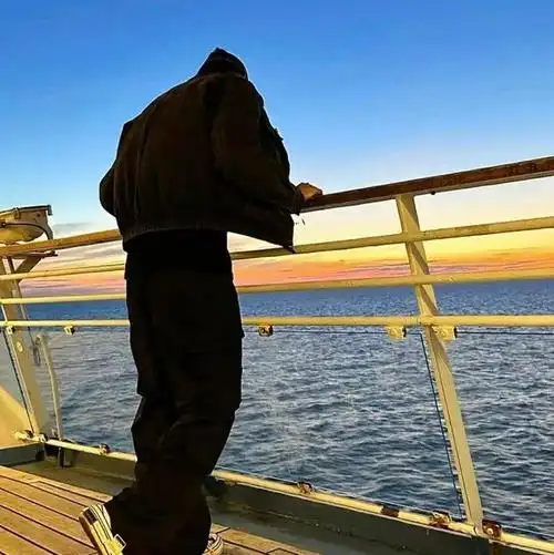 6969男生头像希望往后余生我们的发量都能保持当下水准无产阶级