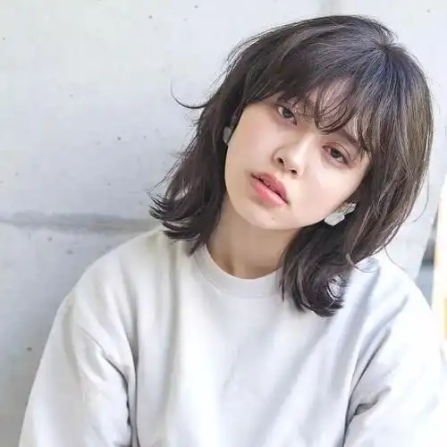 头发少的人适合什么发型(适合发量少细软的短发)