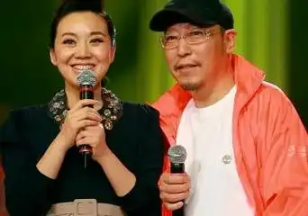 60岁倪大红近照,隐瞒了31年的老婆,原来是我们熟悉的她_倪炜_因为