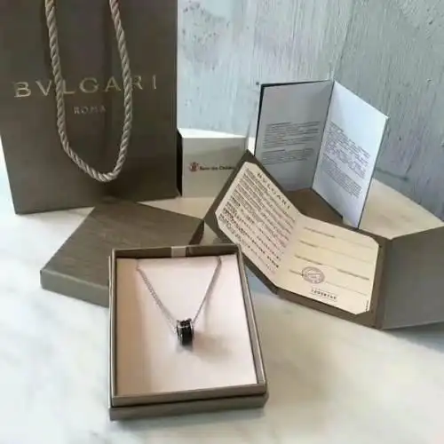 最新专柜版?bvlgari 慈善款小红人项链
