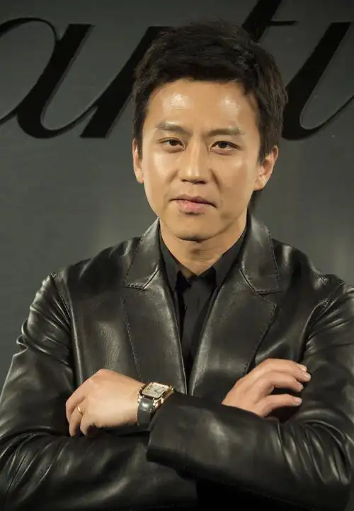 邓超黑色皮衣霸气活动写真图片,明星,写真,邓超,帅气,霸气,皮衣