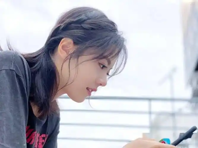 赵今麦,换个化妆师_造型_面部_眉骨