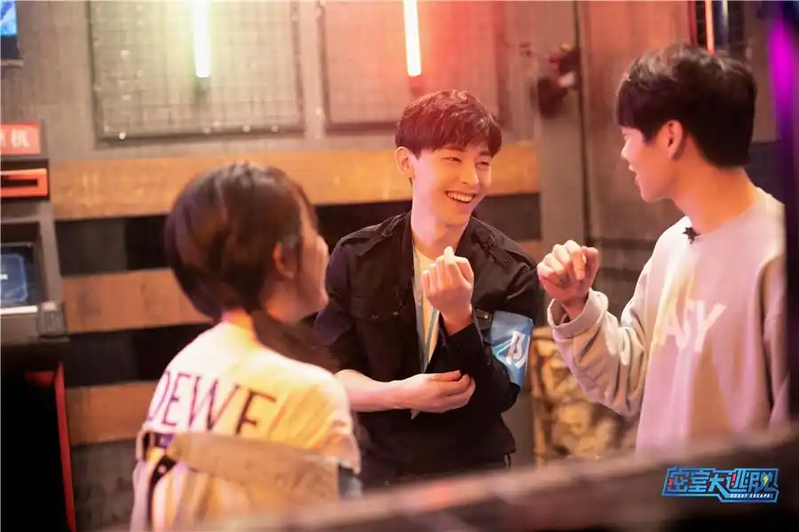 图片默认标题_fororder_邓伦魏大勋