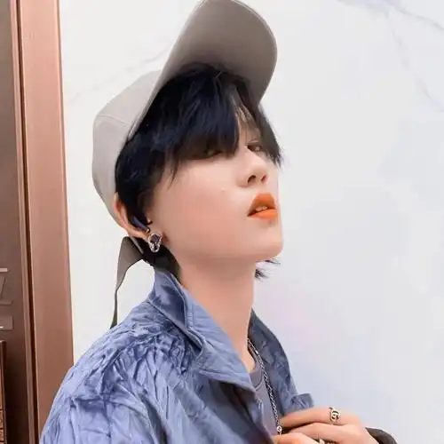 微信头像陆柯燃