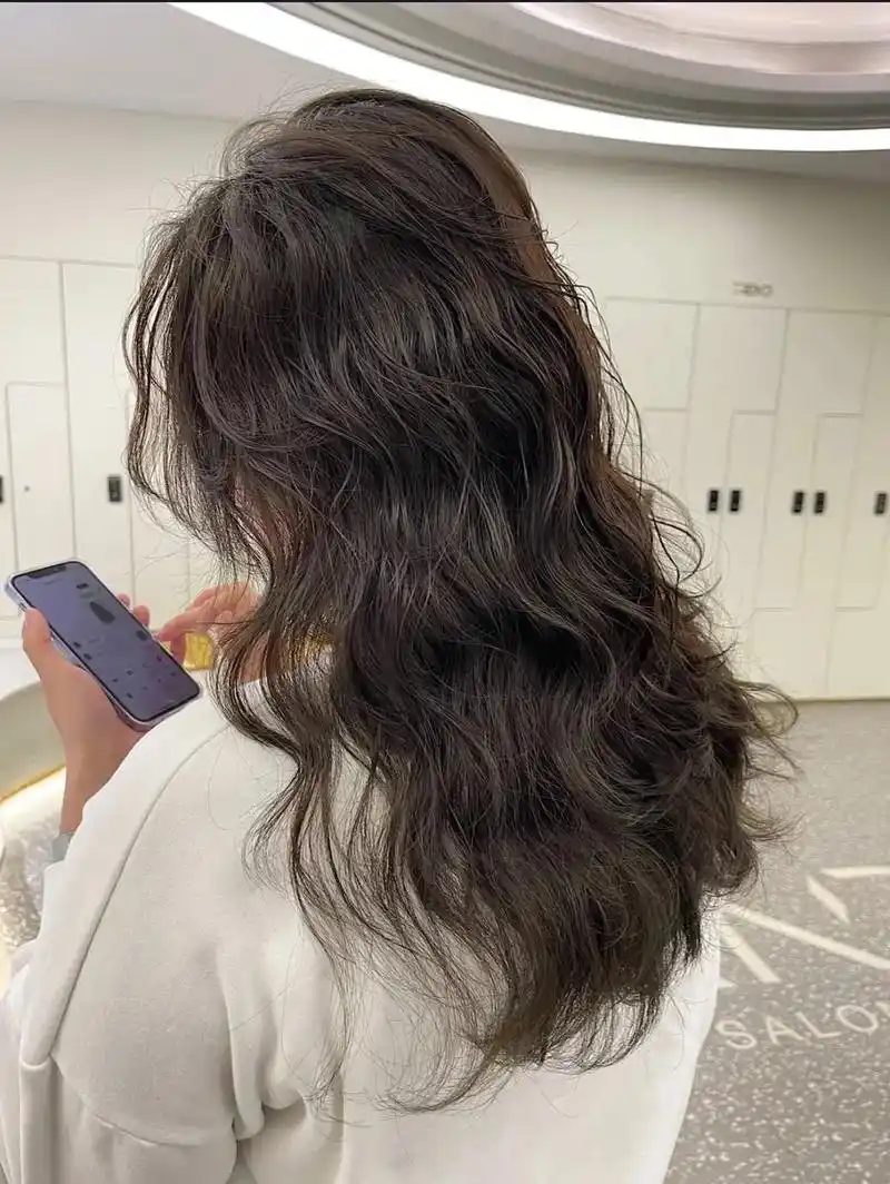 重庆女生法式烫.救命 sos重庆烫发染发发型设计,求求你们快 - 抖音