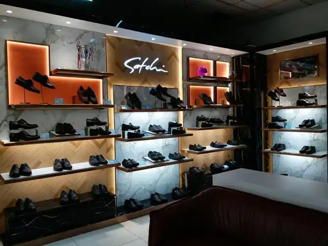 来东祥购买意大利沙驰品牌男鞋满500元加会员!会员享受8.8折优惠!