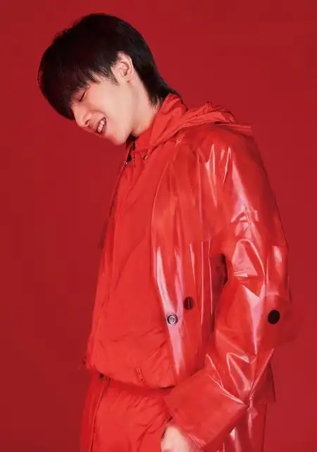 华晨宇 红色衣服 个性 4k 全屏 手机壁纸