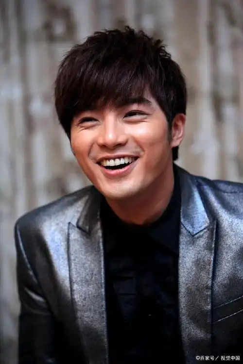 台湾偶像明星贺军翔,自爆生男孩的话第三胎才要