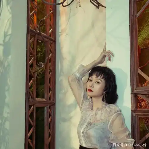 倪虹洁穿仙女裙,特有精灵范儿,祝无双戏外的你有点美哟