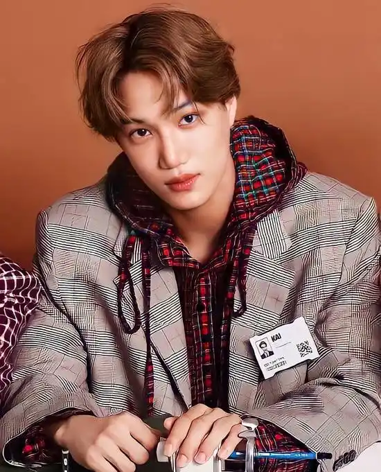 等待八年,金钟仁终于有了solo的机会,爱丽们还会爱吗?_公司