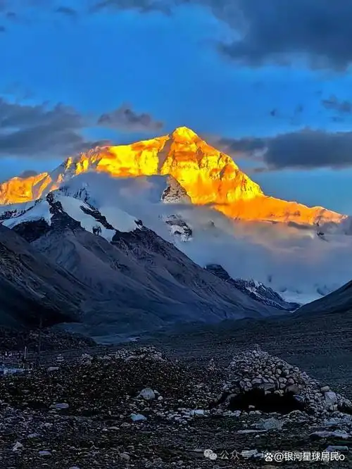 在中国,名山大川如同星罗棋布,每一处都有其独特的韵律和生命力