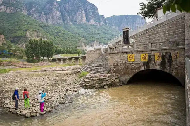河南得好处山西有怨气崔家庄每年为红旗渠垫支上千元的卫生费
