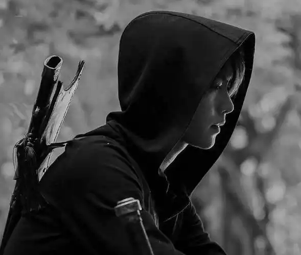 杨洋:盗墓笔记张起灵不需要表情,角色本来就是面瘫脸