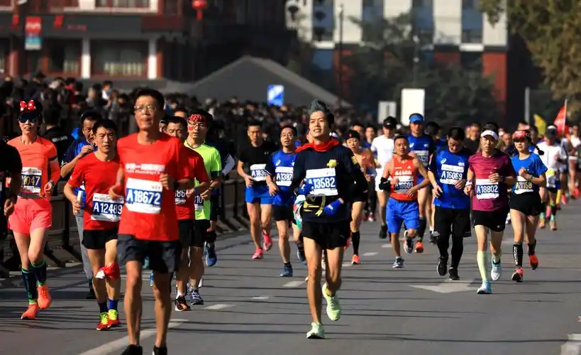 2020西安马拉松拾趣