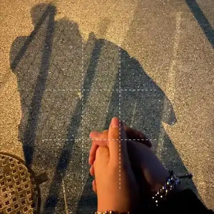 情侣牵手的有爱照片2.