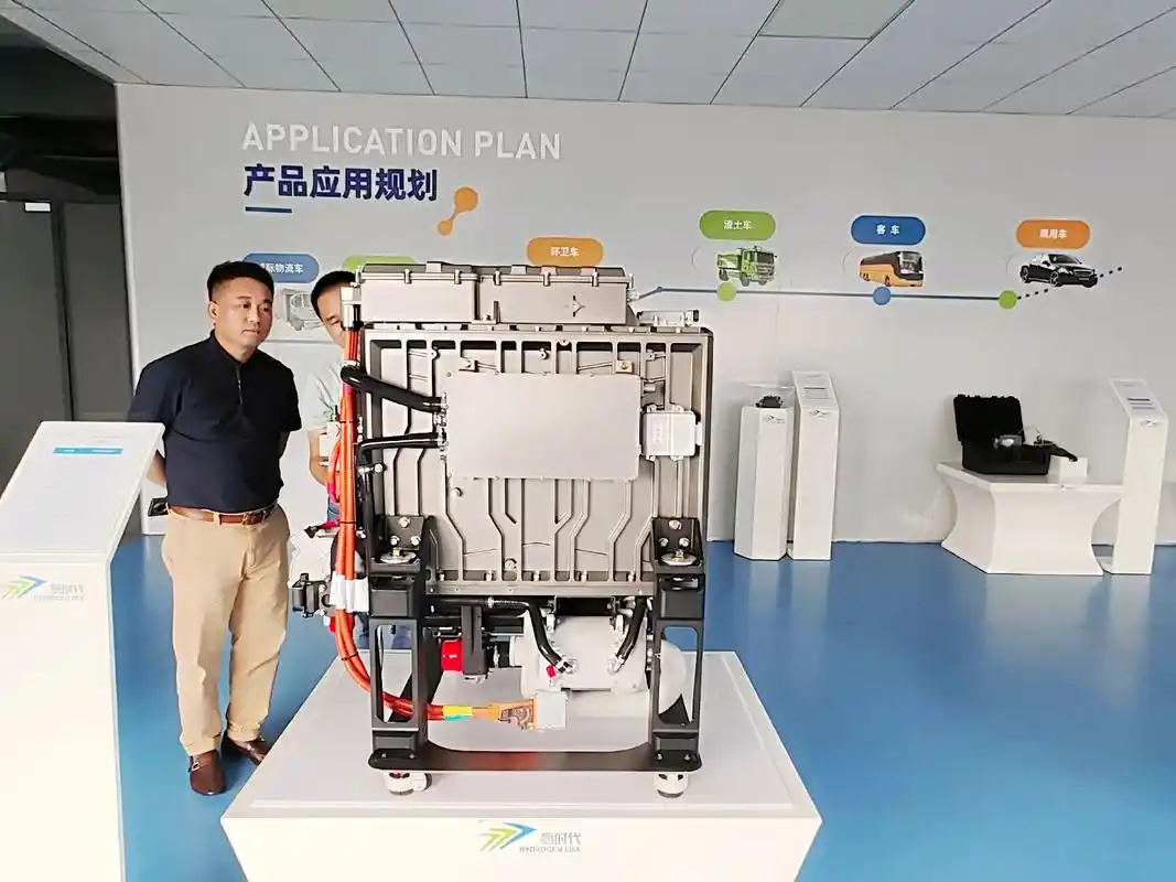 开拓创新新领域!今天参观学习氢能源燃料电池重卡车辆前沿技术, - 抖