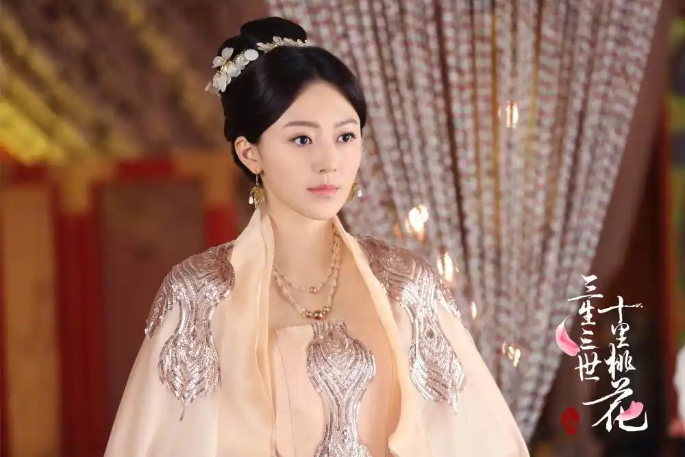 三生三世十里桃花黄梦莹 饰 素锦