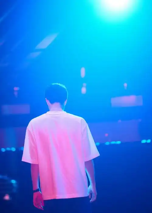 一些美丽的背影#王一博