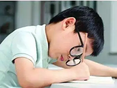 控制近视发生发展三大因素|眼健康百科 - 加加明-儿童青少年近视防治