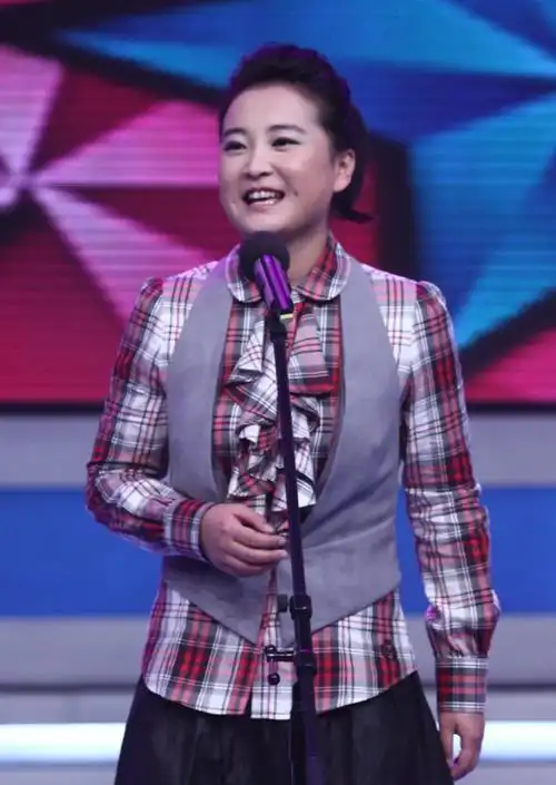 潘斌龙谈贾玲减肥有两个教练跟着瘦得跟上学时一样