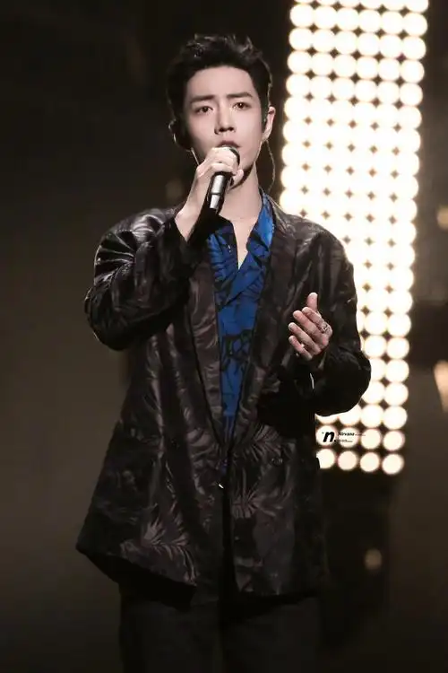 肖战 爱奇艺尖叫之夜##肖战余年舞台