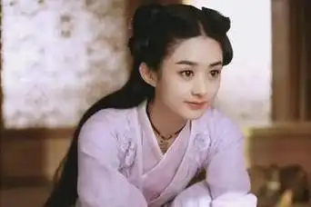 但不管是之前捧的赵丽颖还是李一桐,无一不是美貌与演技并存