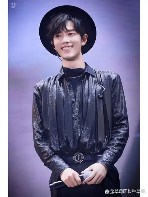 肖战泰国笑容封神 肖战,这是我见过的最美的笑容,因为包含着真诚,阳光