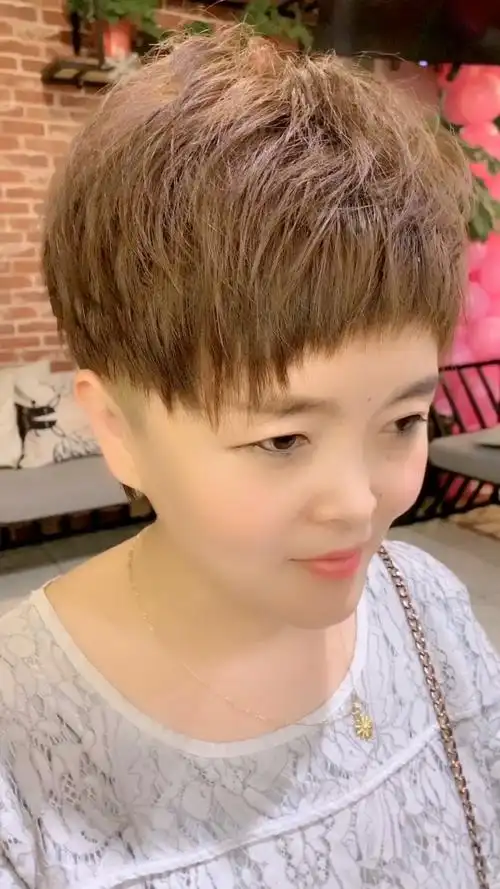 个性款式,时尚潮流镂空短发