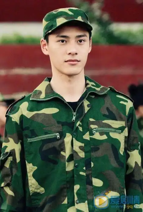 朱致灵《同学两亿岁》剧照 朱致灵《同学两亿岁》剧照