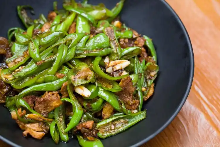 十大湘菜排名(湖南出名的10道经典湘菜)插图1