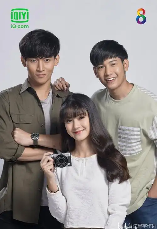 泰国当红偶像singto和ohm主演泰剧浪漫的蓝色爱奇艺进军泰国首剧